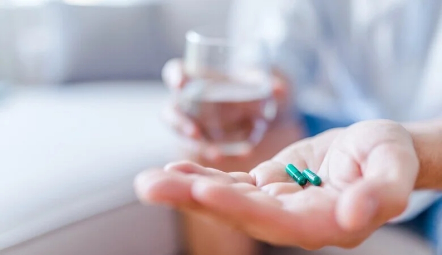 Automedicação e os Riscos para a Saúde da Próstata: O Que Você Precisa Saber